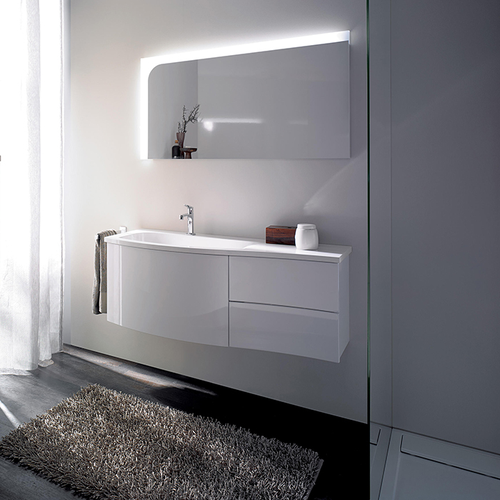 BURGBAD Sinea 1.0  Комплект подвесной мебели 121 см, база с 2 выдвижными ящиками и 1 большим ящиком, цвет белый глянец, раковина  из минерального литья цвет: белый с зеркалом с подсветкой