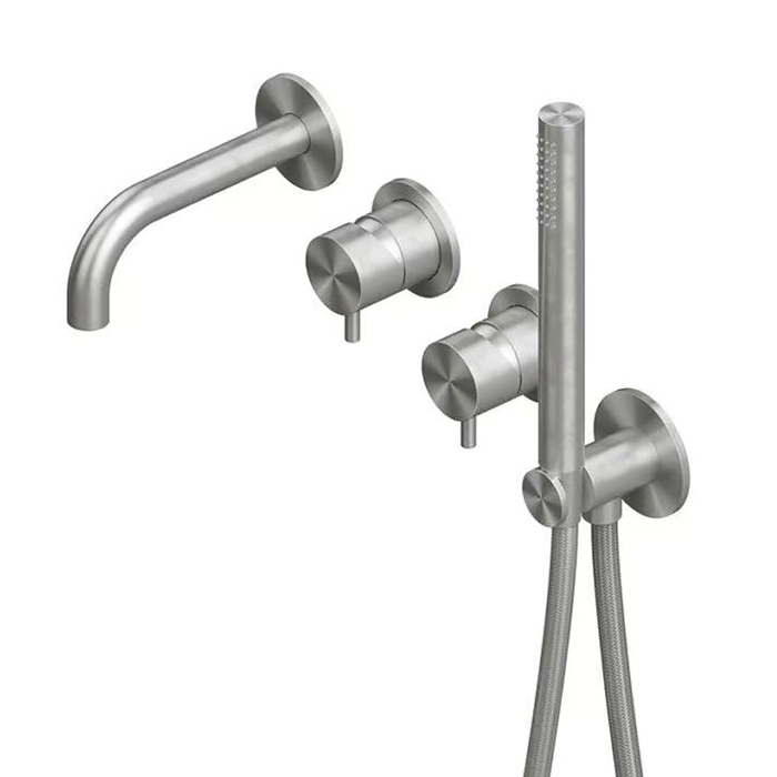 QuadroDesign Source Смеситель для ванны, встраиваемый,  на 2 потребителя, с изливом и ручным душем, цвет: Brushed Stainless Steel