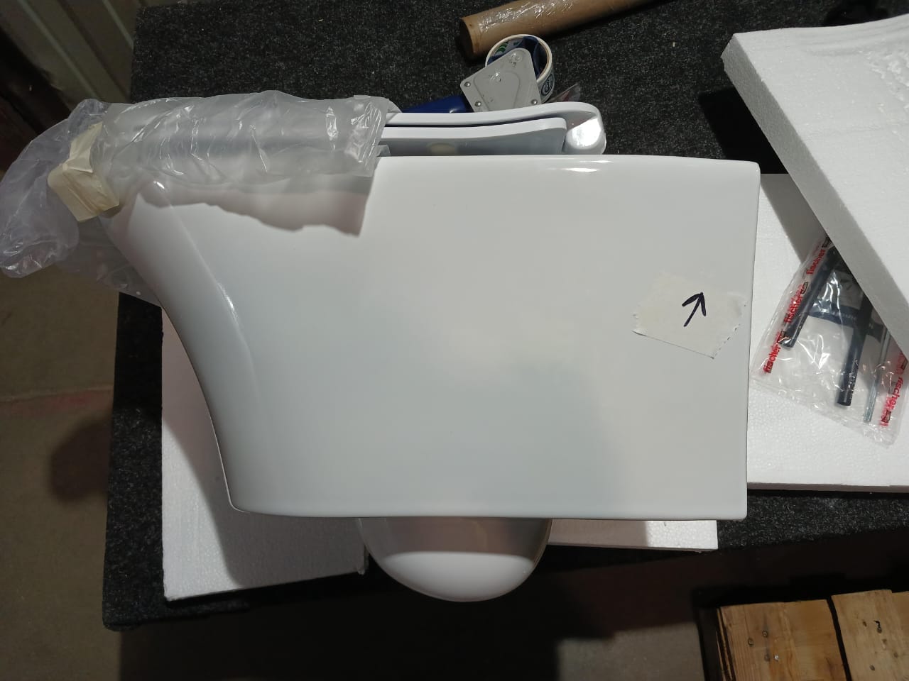 Antonio Lupi Cabo Унитаз подвесной безободковый 54х36.6х26см, в комплекте с крышкой-сиденьем FLAT “soft-close", цвет: белый глянцевый 