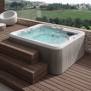 Jacuzzi Lodge L Минибассейн 223x211см, отдельностоящий, c г/м Hydro+Blower, утеплитель Eco Shield, панель Sillwer wood, цвет акрила: Platinum