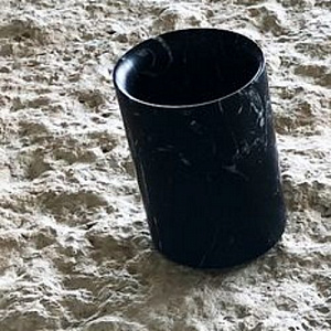 Agape Constellation Стакан настольный 13х10 см, мрамор Marquina, цвет: черный