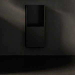 Agape Mach 2 Диспенсер для санитарных пакетов подвесной 30x12.8 см, цвет: черный